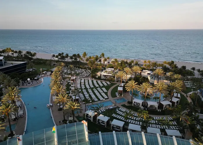 Fontainebleau Resort Balcony W Ocean + Bay View