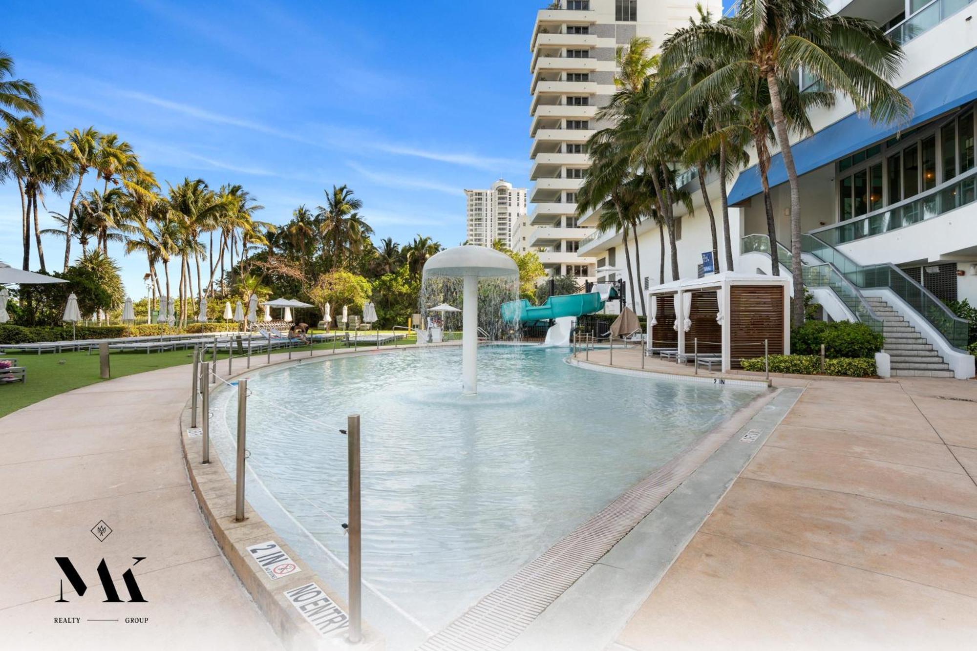 Fontainebleau Balcony W Ocean + Bay View Apartment *